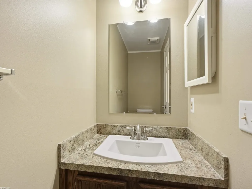 48542 Sugarbush Road Chesterfield Township MI 48047
