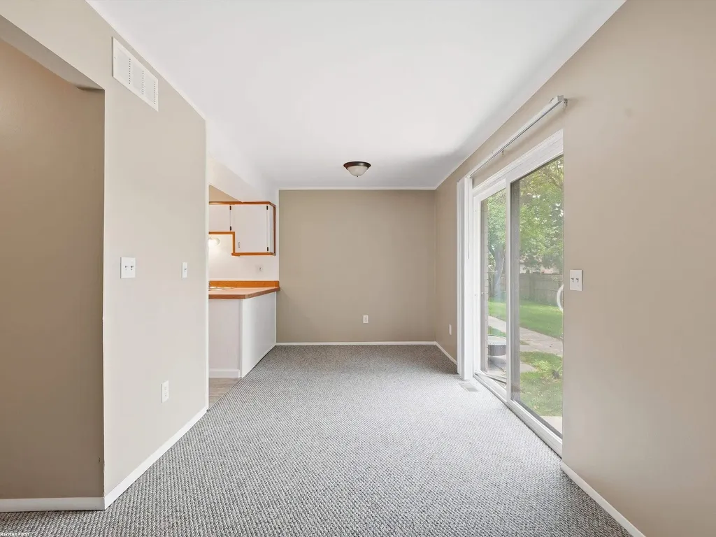 48542 Sugarbush Road Chesterfield Township MI 48047