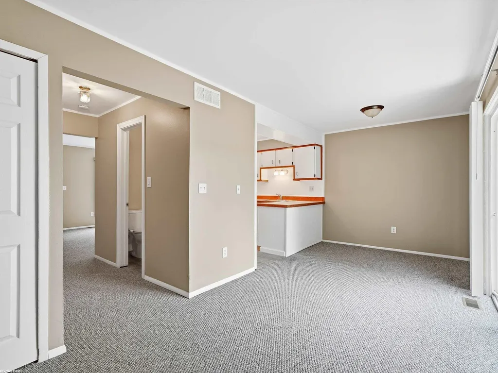 48542 Sugarbush Road Chesterfield Township MI 48047