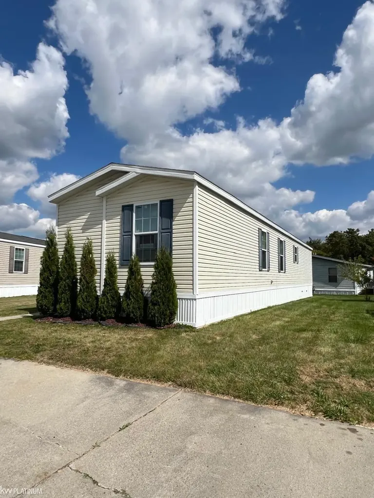 57114 Plymouth Road Washington Township MI 48094