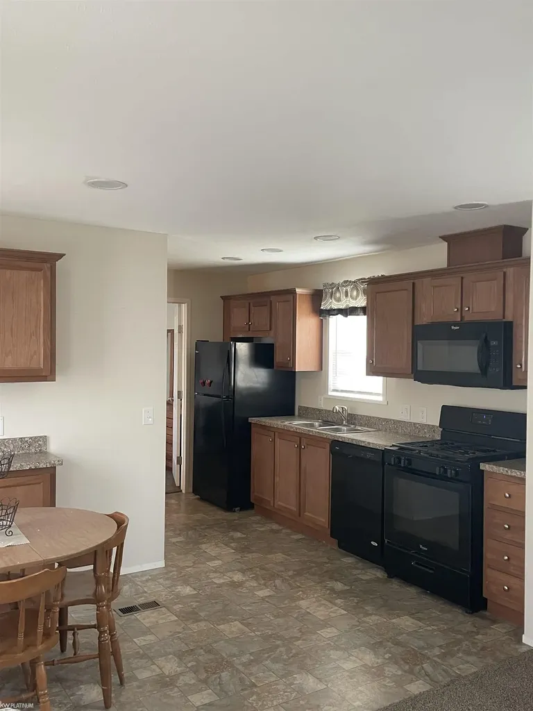 57114 Plymouth Road Washington Township MI 48094