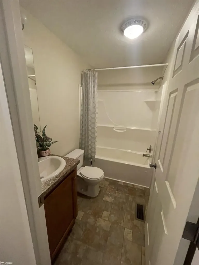 57114 Plymouth Road Washington Township MI 48094
