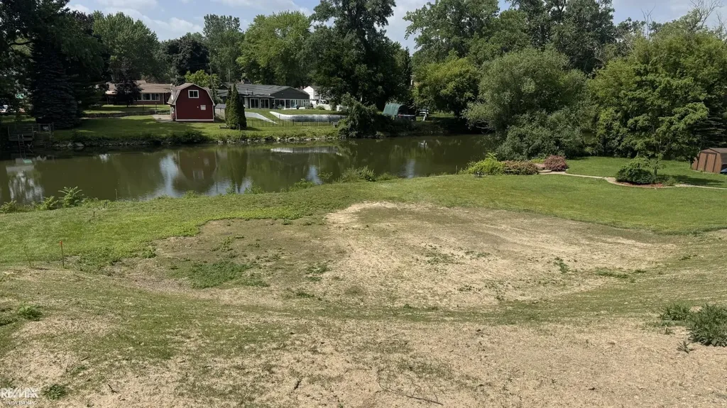00 Belleview Avenue Mt. Clemens City MI 48043