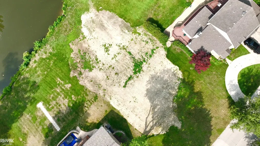 00 Belleview Avenue Mt. Clemens City MI 48043