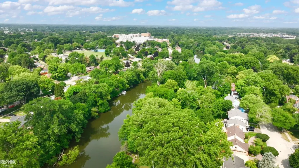 00 Belleview Avenue Mt. Clemens City MI 48043