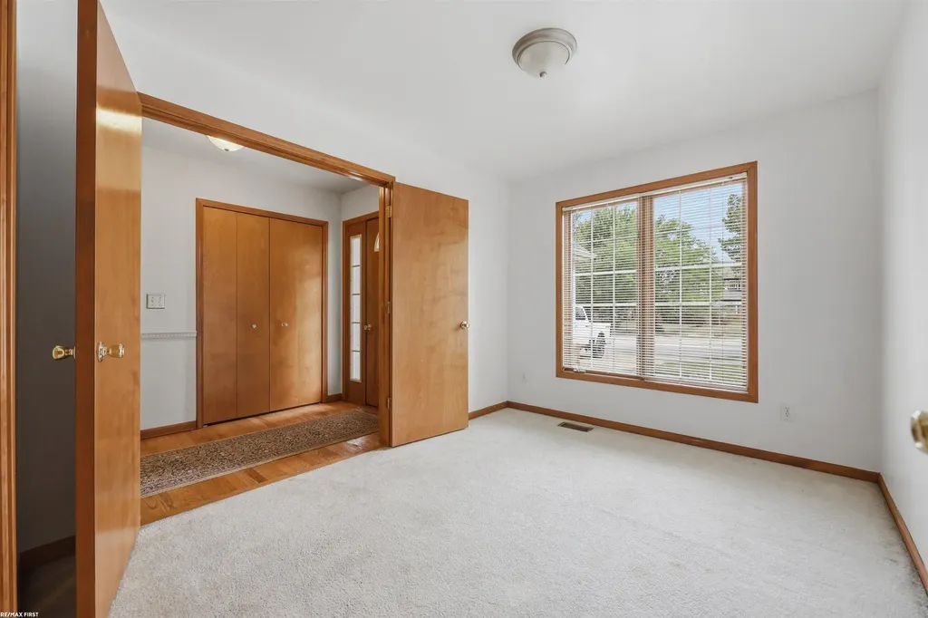 2514 Portobello Drive Troy City MI 48083