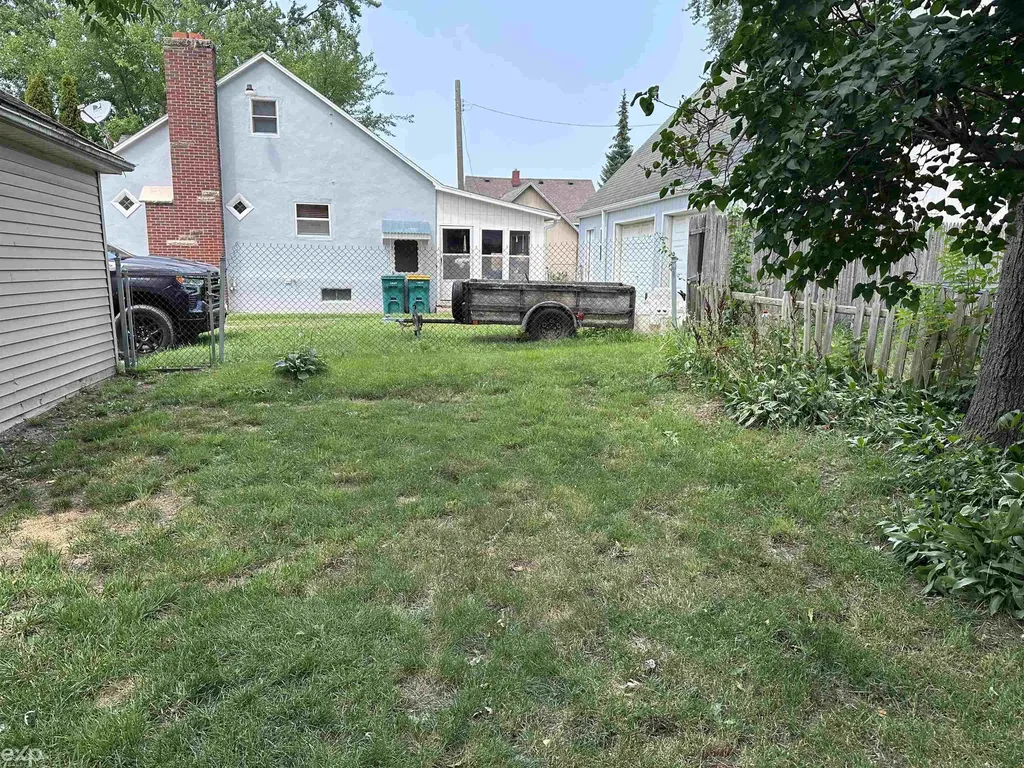 2417 Division Street Port Huron Charter Township MI 48060