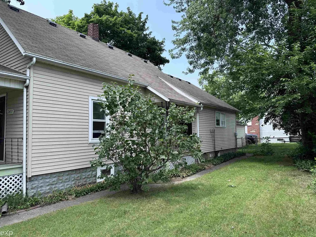 2417 Division Street Port Huron Charter Township MI 48060
