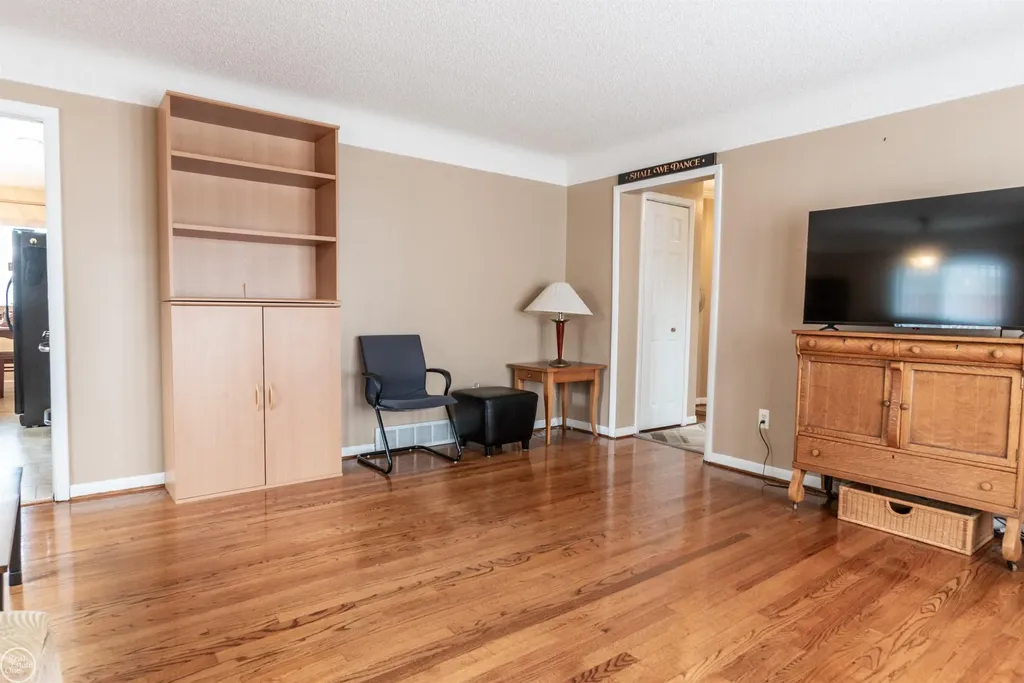 31375 W Wind Drive Fraser City MI 48026