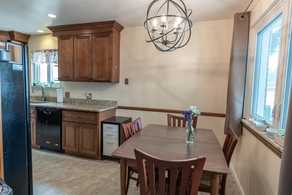 31375 W Wind Drive Fraser City MI 48026