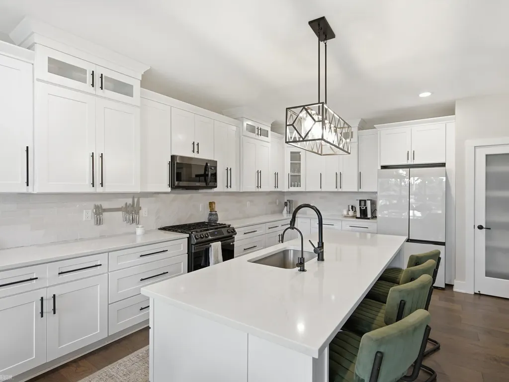 19415 Rachael Drive Macomb Township MI 48042