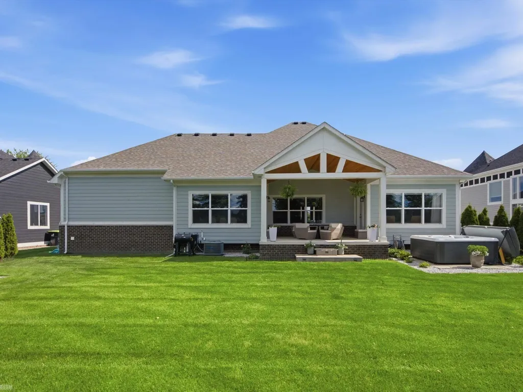 19415 Rachael Drive Macomb Township MI 48042