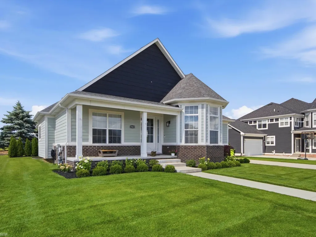 19415 Rachael Drive Macomb Township MI 48042