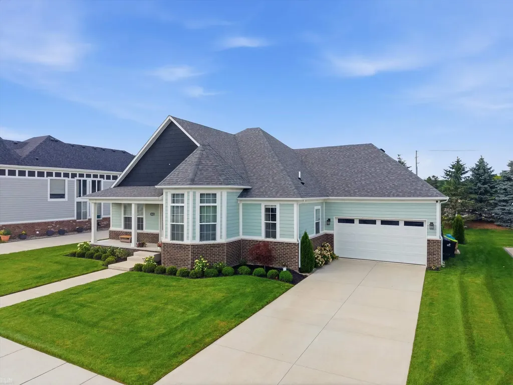 19415 Rachael Drive Macomb Township MI 48042