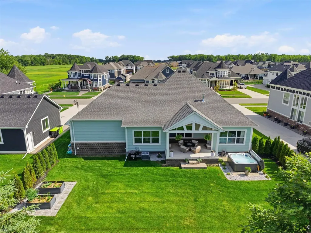 19415 Rachael Drive Macomb Township MI 48042