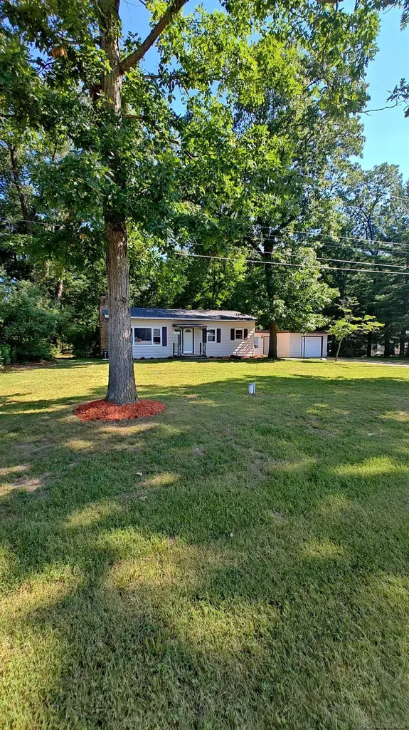5271 124th Avenue Fennville City MI 49408
