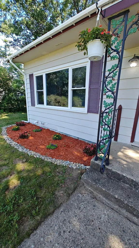 5271 124th Avenue Fennville City MI 49408