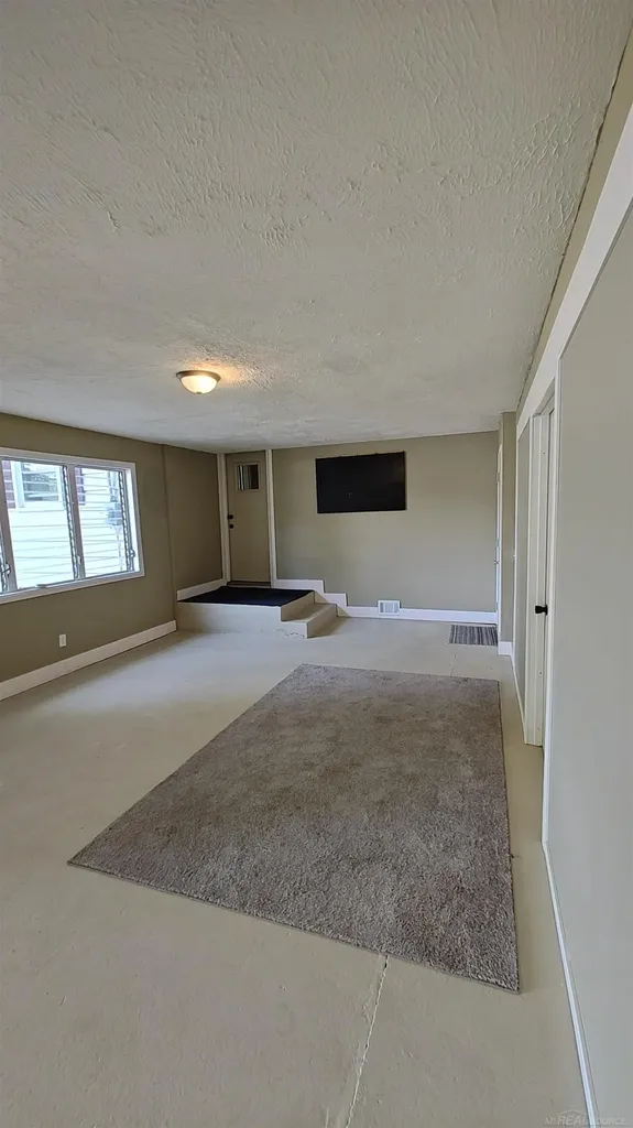 5271 124th Avenue Fennville City MI 49408