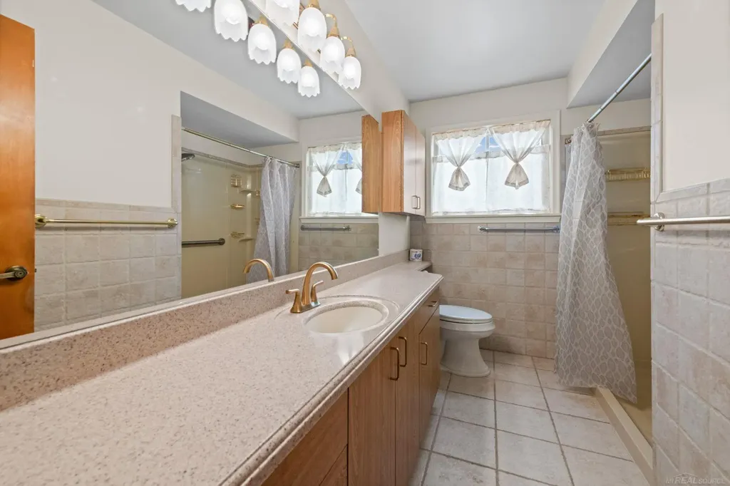 30230 Rosebriar Street St. Clair Shores City MI 48082