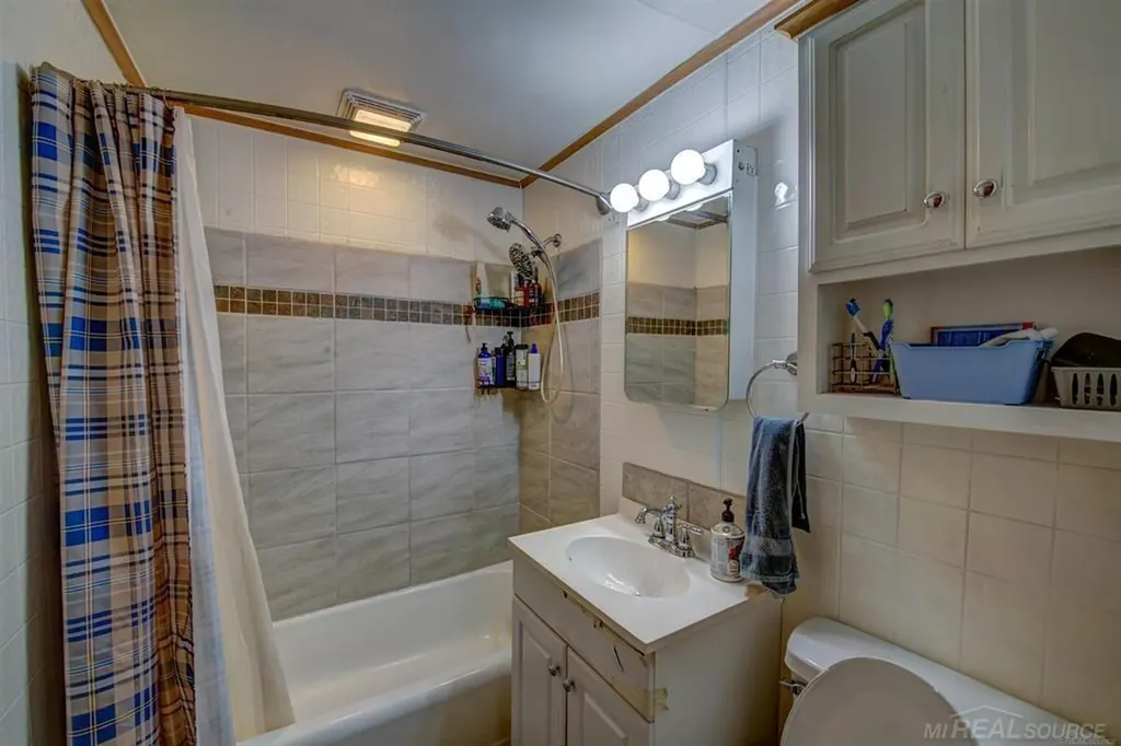 3531 State Road Fort Gratiot Charter Township MI 48059