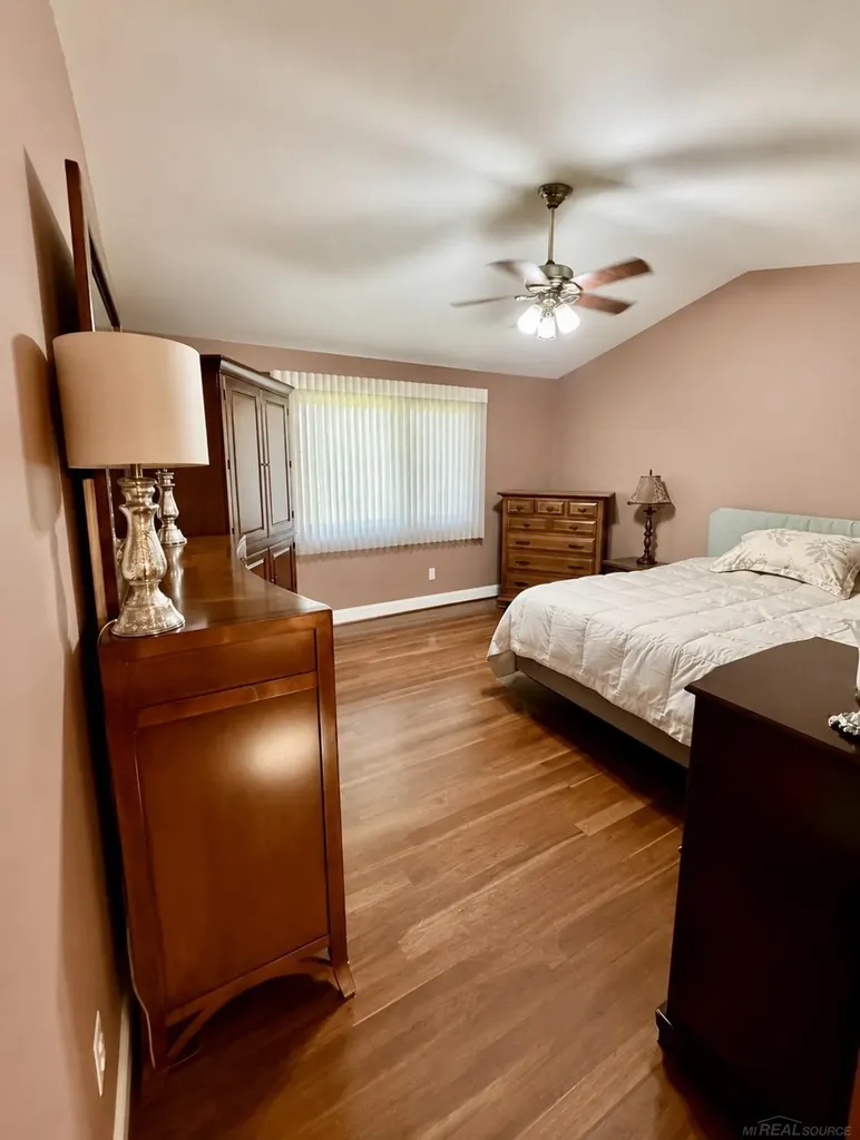 35300 Silver Maple Drive Clinton Charter Township MI 48035