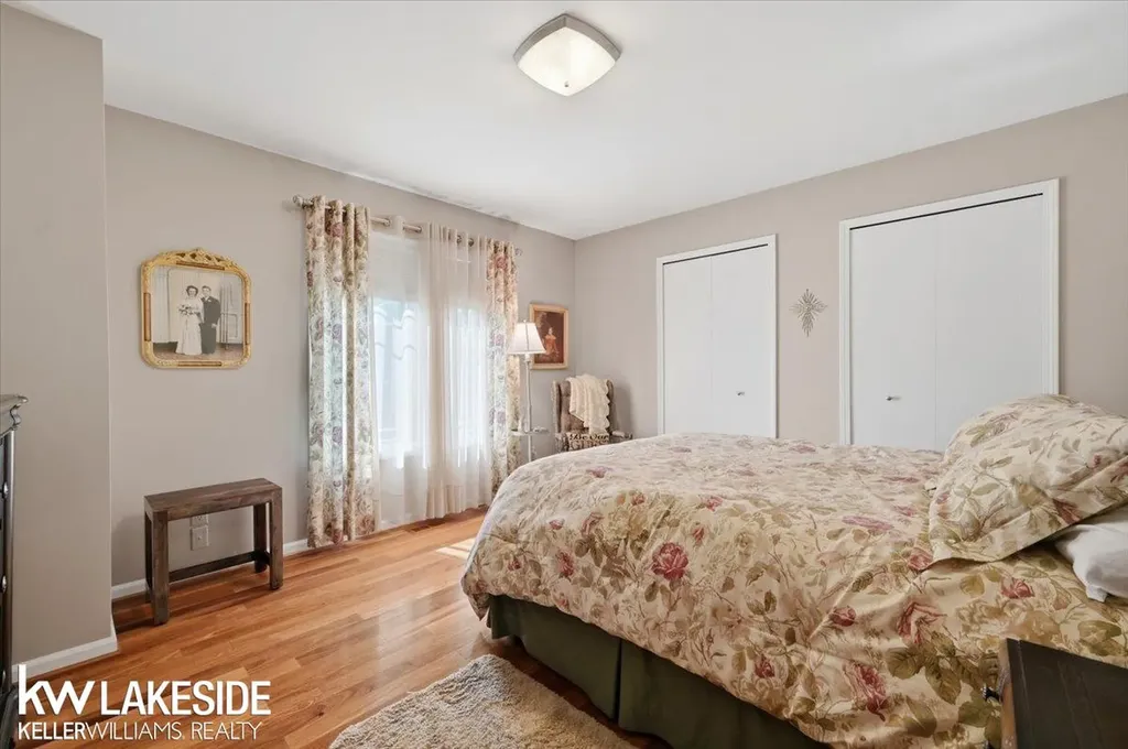 20647 Parkplace Lane Clinton Charter Township MI 48036