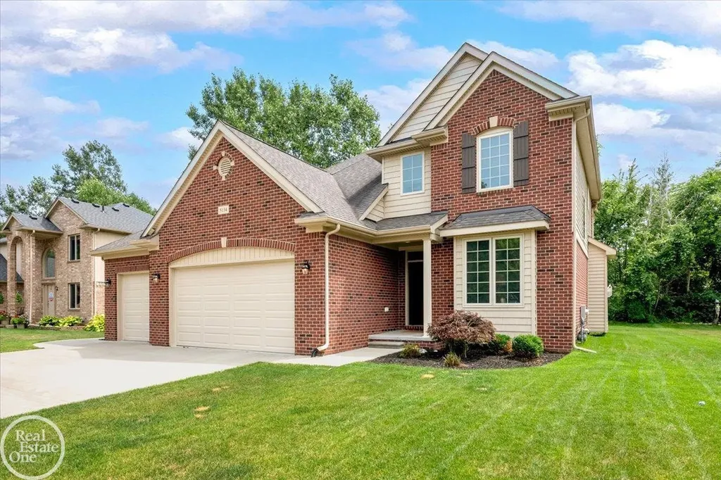 5134 Ivy Lane China Township MI 48054