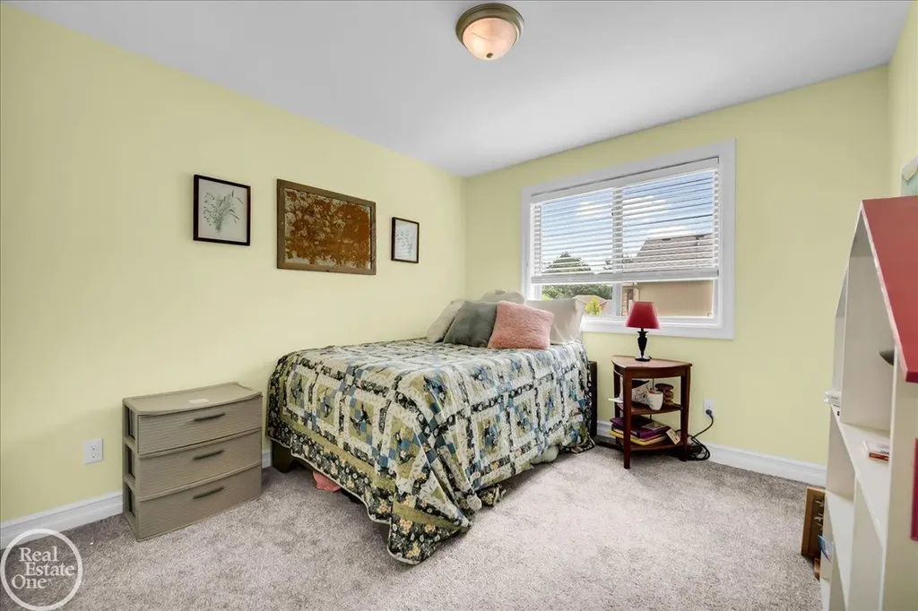 5134 Ivy Lane China Township MI 48054