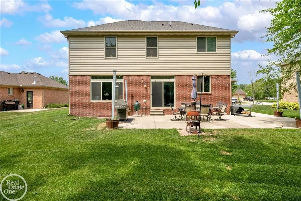 5134 Ivy Lane China Township MI 48054