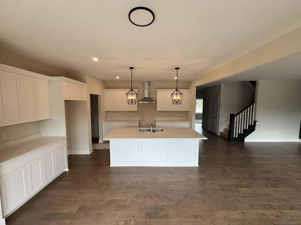37183 Curwood Drive Sterling Heights City MI 48310
