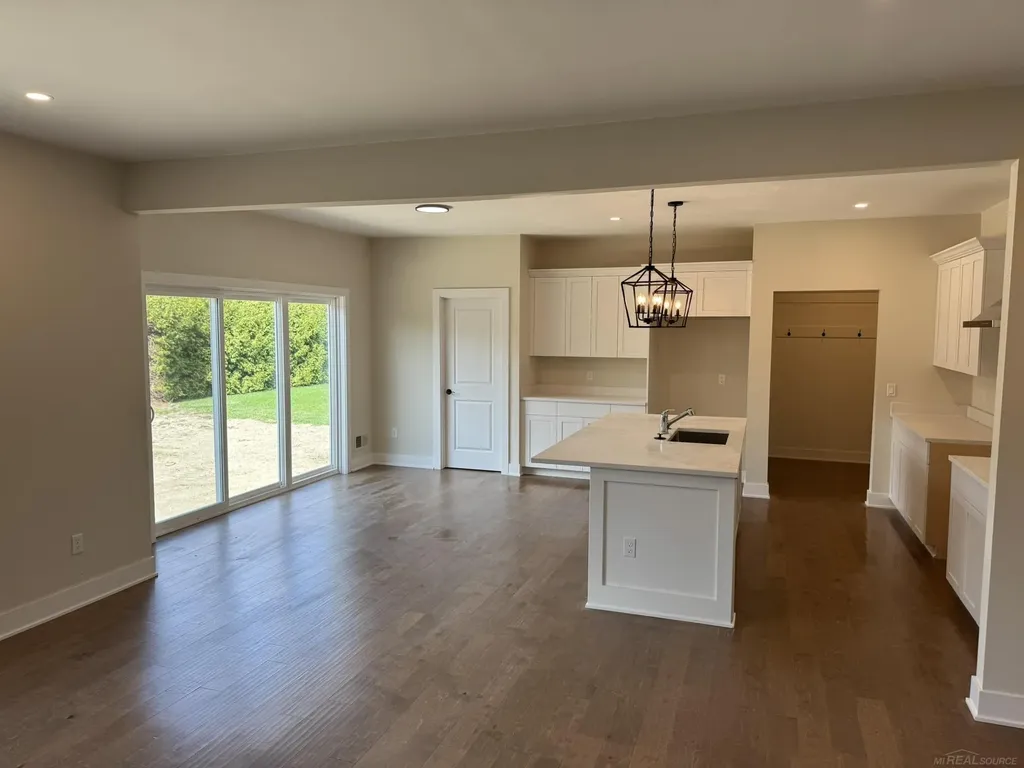 37183 Curwood Drive Sterling Heights City MI 48310