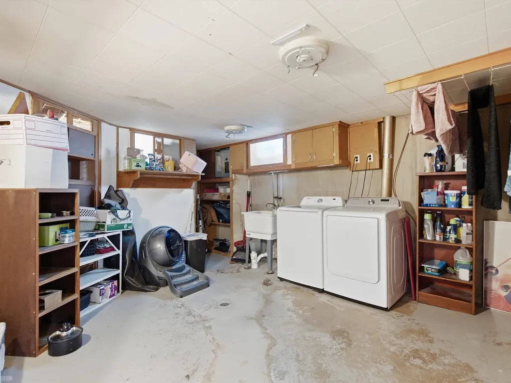 11315 Delvin Drive Sterling Heights City MI 48314
