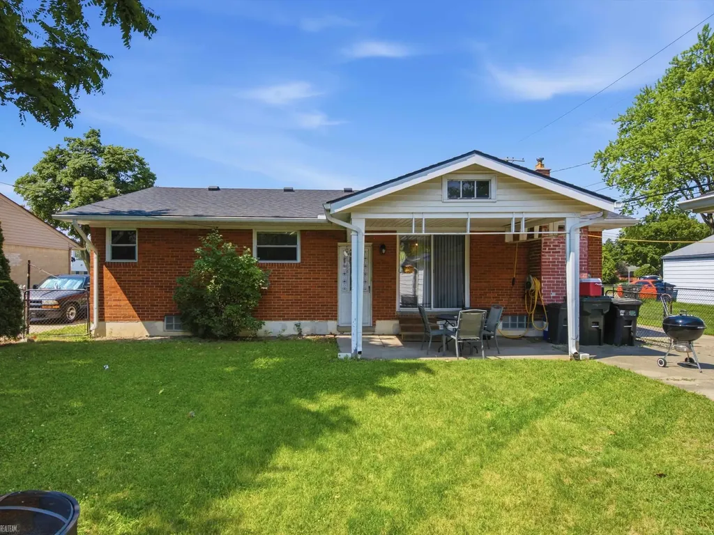 11315 Delvin Drive Sterling Heights City MI 48314