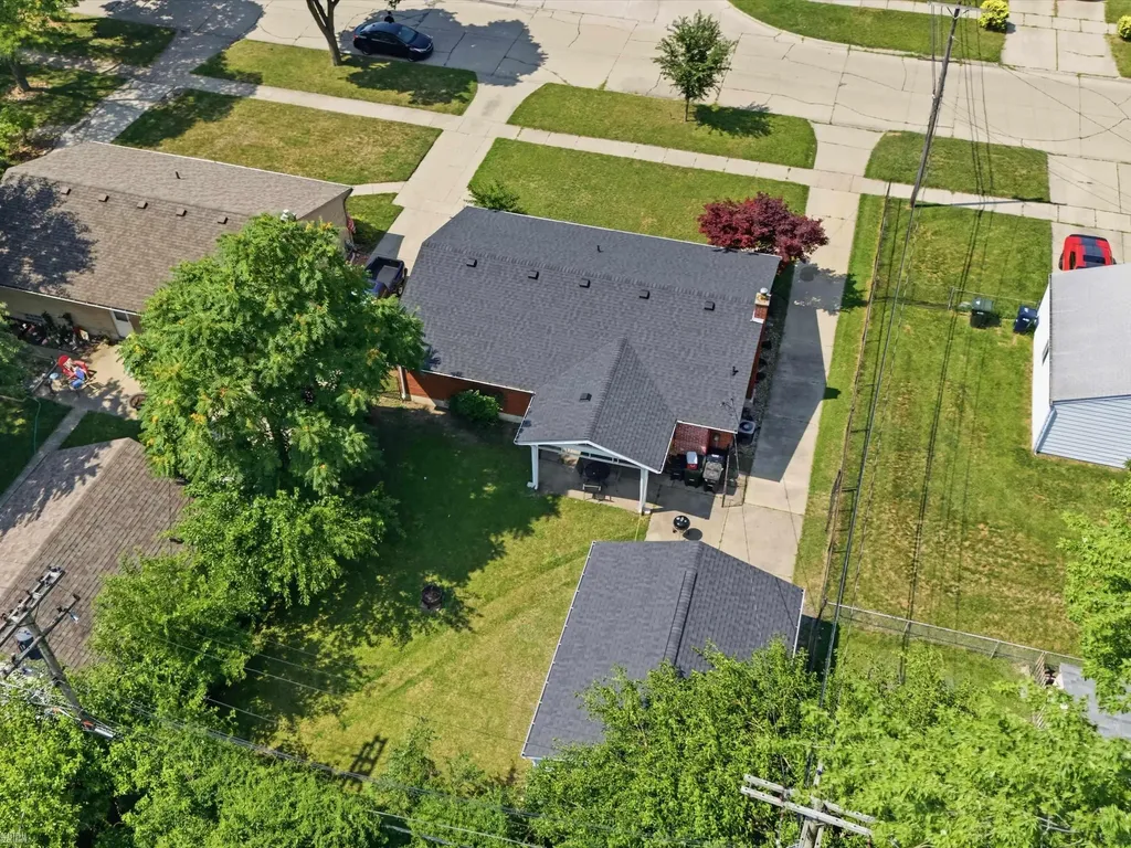 11315 Delvin Drive Sterling Heights City MI 48314