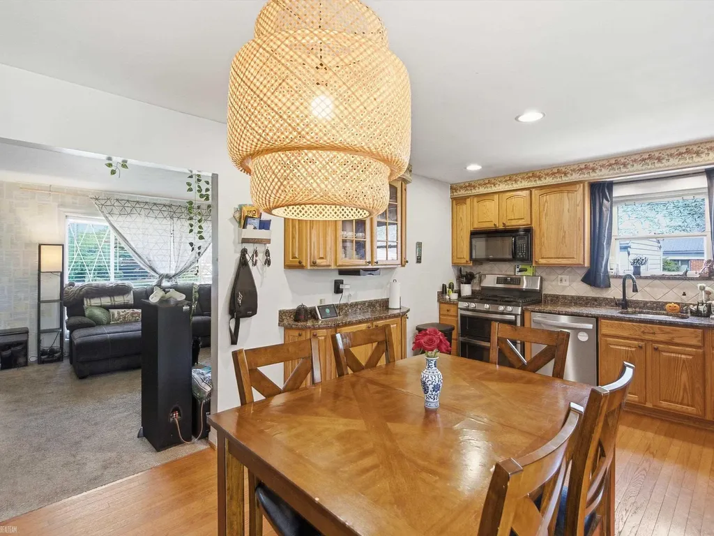 11315 Delvin Drive Sterling Heights City MI 48314