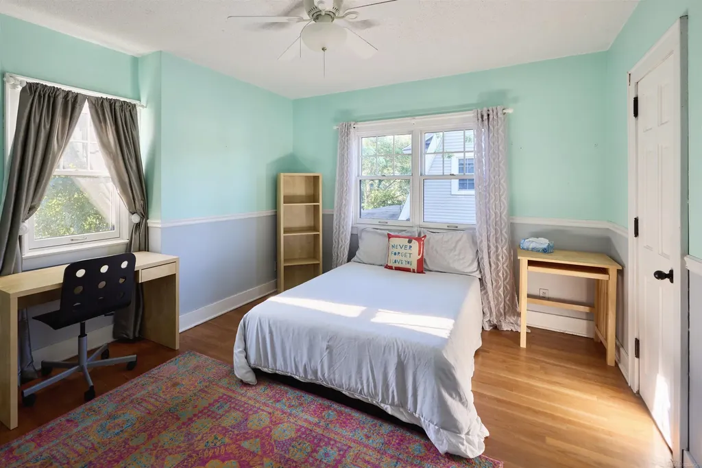 2345 Plainfield NE Avenue Grand Rapids City MI 49505