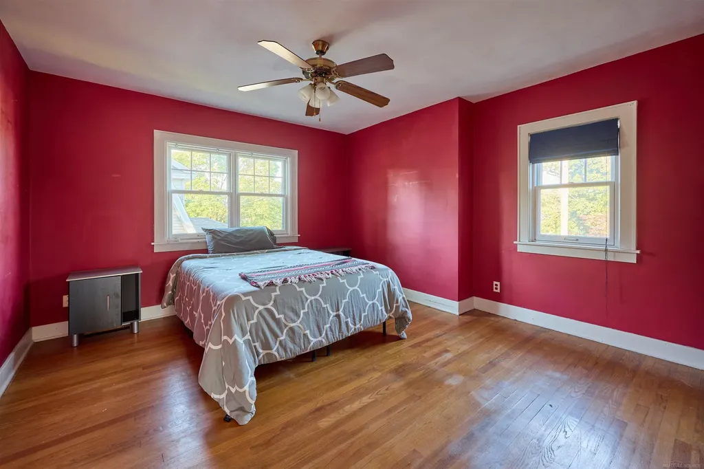 2345 Plainfield NE Avenue Grand Rapids City MI 49505