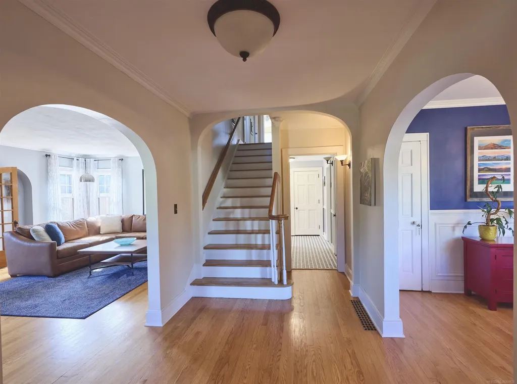 2345 Plainfield NE Avenue Grand Rapids City MI 49505