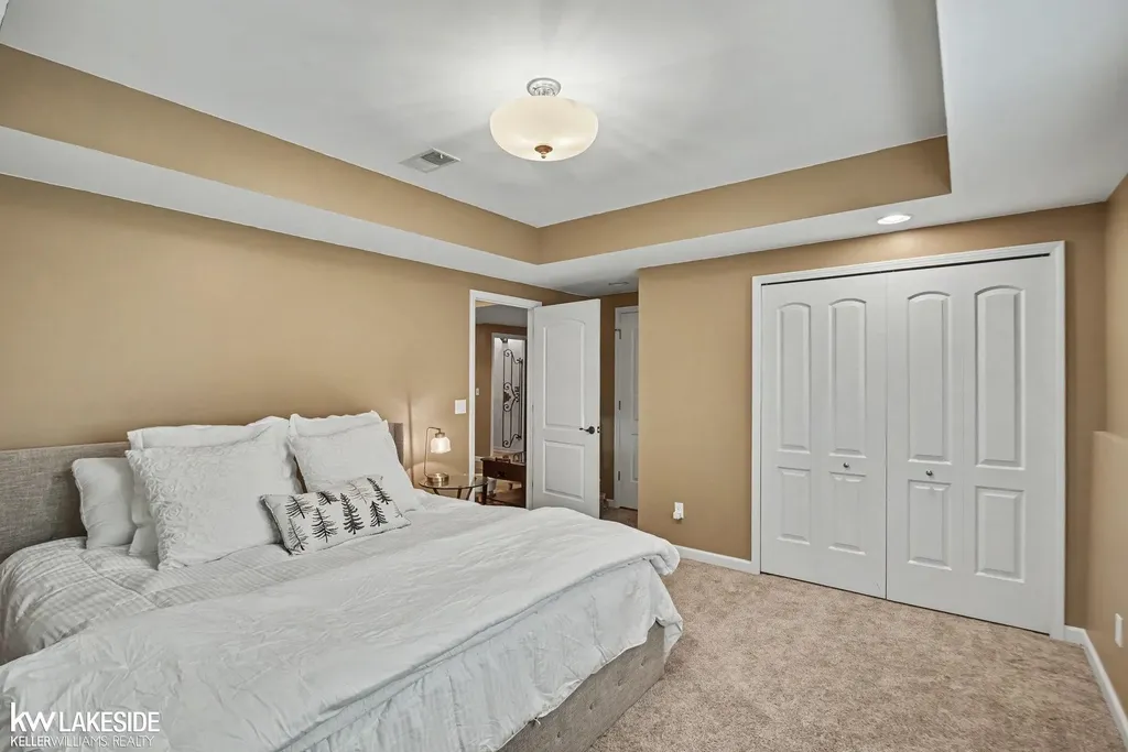 851 Snyder Street Oxford Charter Township MI 48371