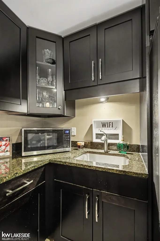 851 Snyder Street Oxford Charter Township MI 48371