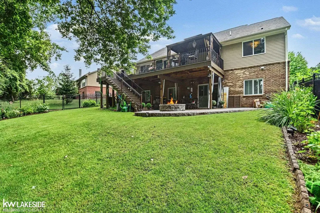 851 Snyder Street Oxford Charter Township MI 48371