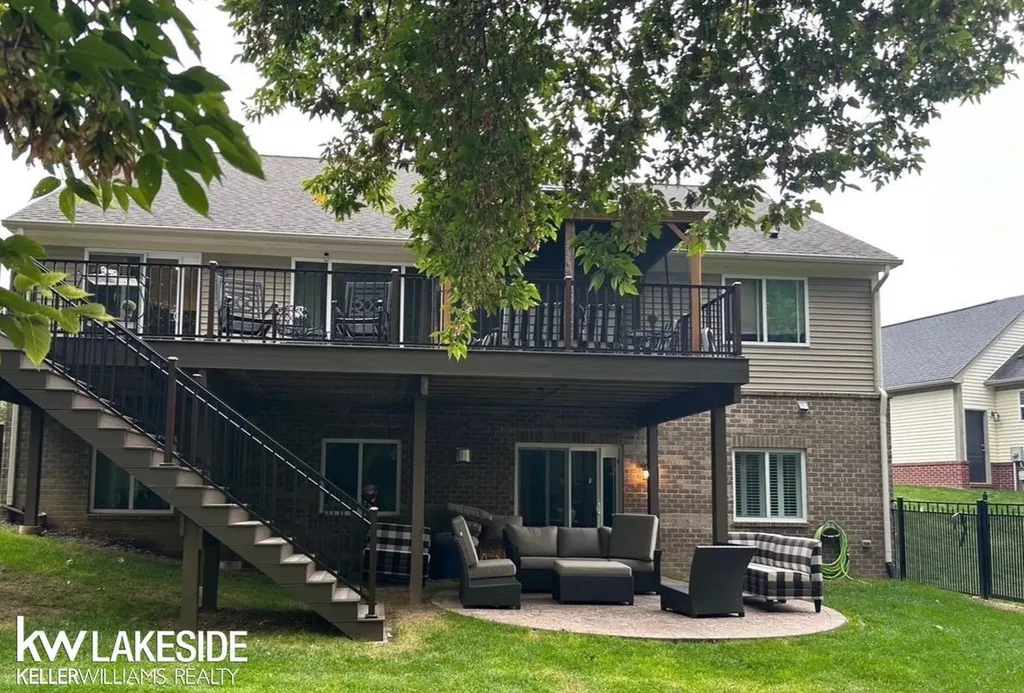 851 Snyder Street Oxford Charter Township MI 48371