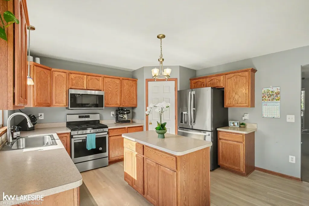 74020 Jefferson Lane Armada Village MI 48005