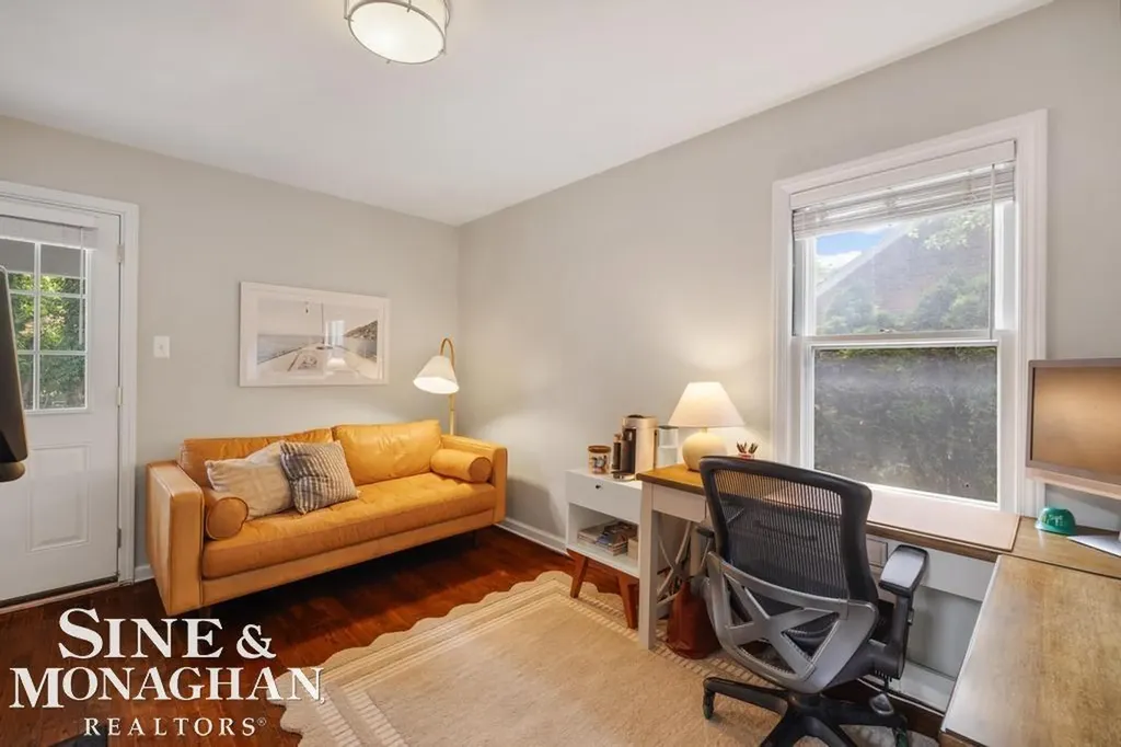 430 Touraine Road Grosse Pointe Farms City MI 48236