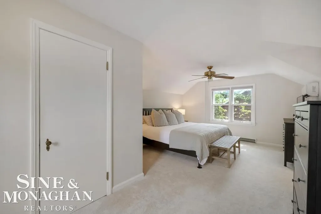 430 Touraine Road Grosse Pointe Farms City MI 48236