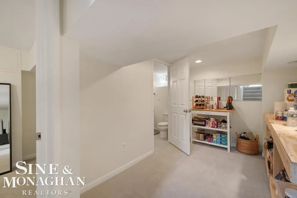 430 Touraine Road Grosse Pointe Farms City MI 48236