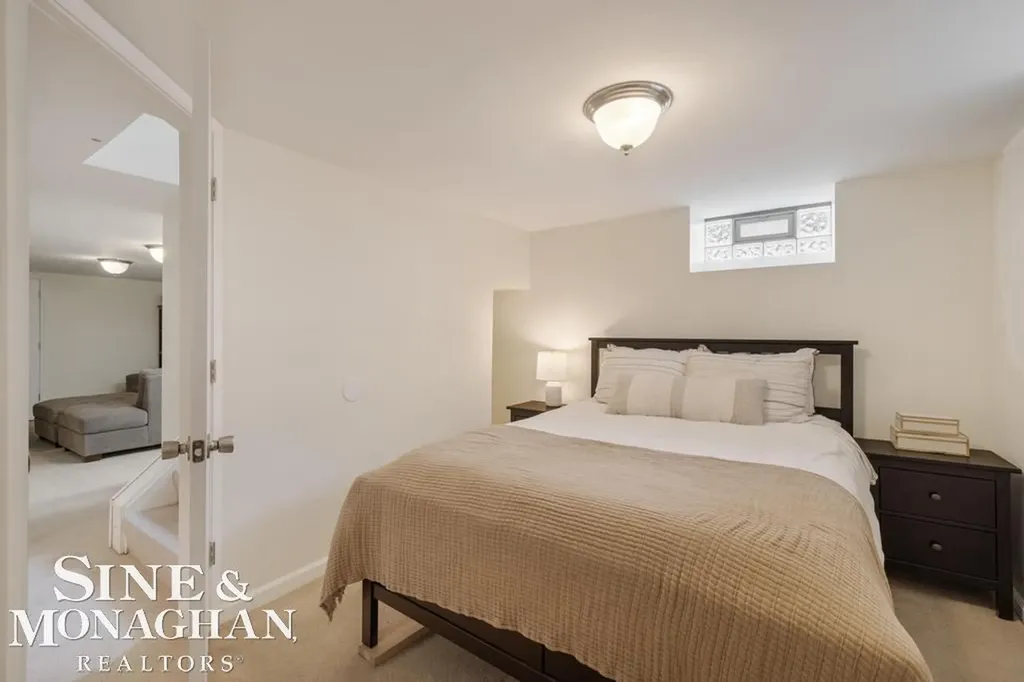 430 Touraine Road Grosse Pointe Farms City MI 48236