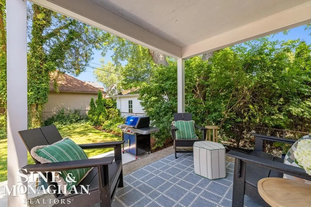 430 Touraine Road Grosse Pointe Farms City MI 48236