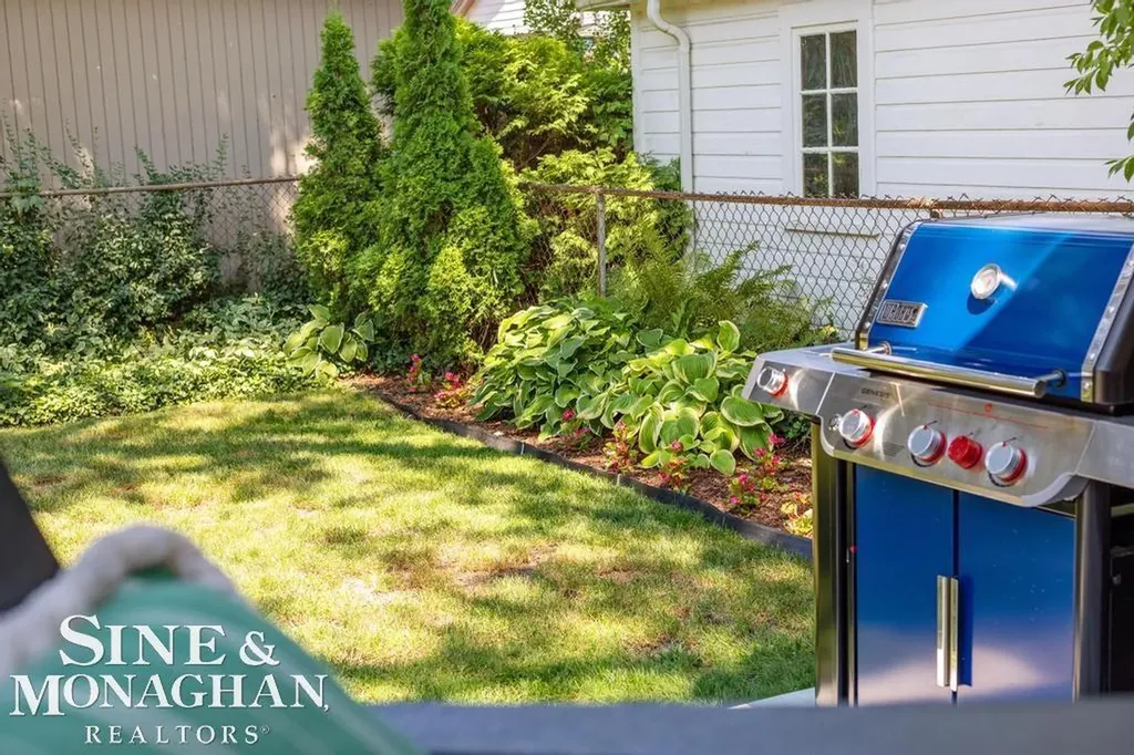 430 Touraine Road Grosse Pointe Farms City MI 48236