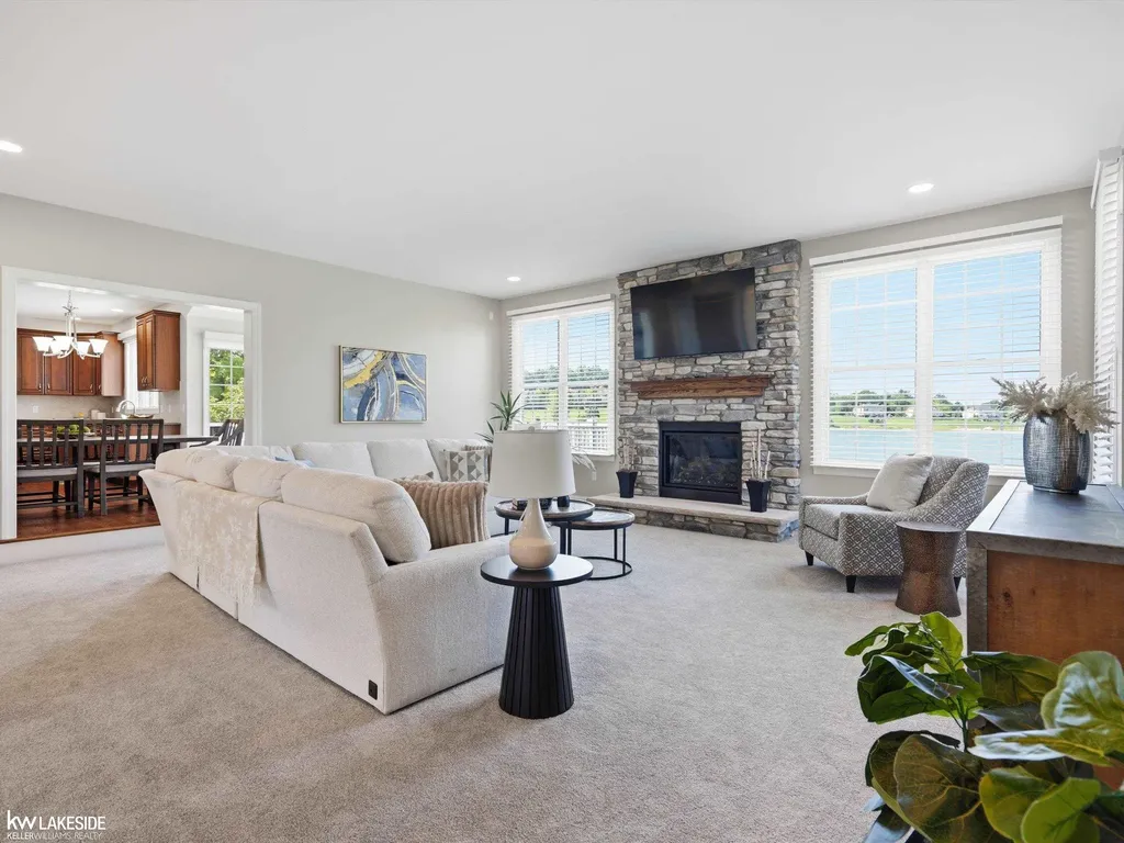 1622 Hunters Lake Drive Milford Village MI 48380